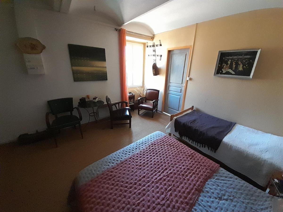 Le Prieure Bed & Breakfast Saint-Florent-sur-Auzonnet Exterior photo