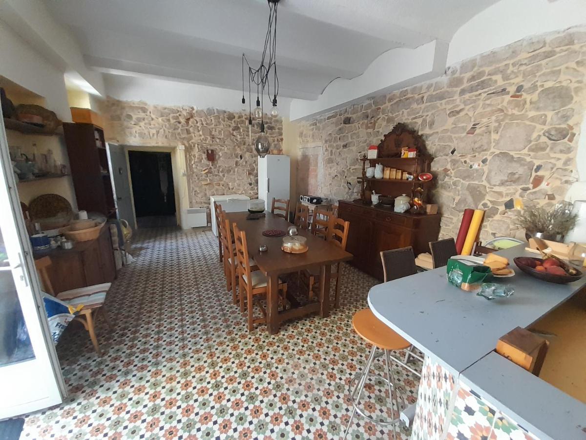 Le Prieure Bed & Breakfast Saint-Florent-sur-Auzonnet Exterior photo